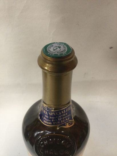 Une Bouteille de Château CHALON MARCEL POUX...