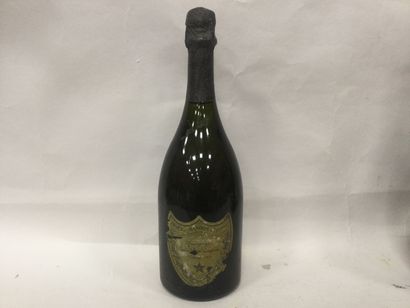 Une Bouteille de Champagne Dom Pérignon,...