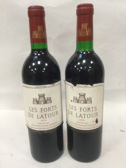 Lot de 2 Bouteilles Les Forts de Latour,...