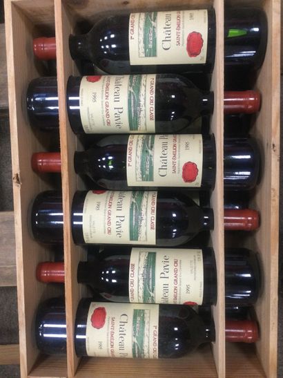 Lot de 12 Bouteiiles Château PAVIE, St Emilion,...