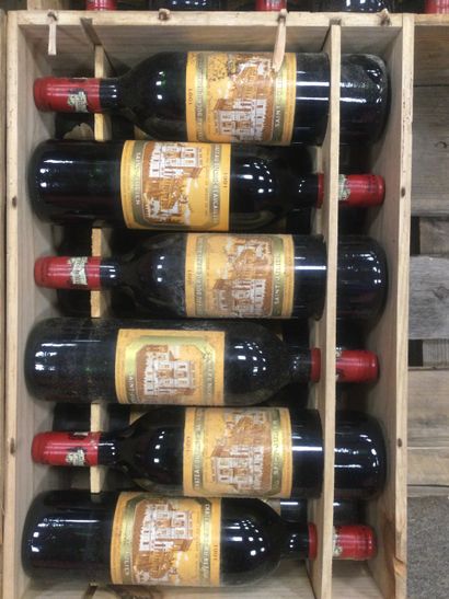 Lot de 12 Bouteilles Château DUCRU BEAUCAILLOU,...