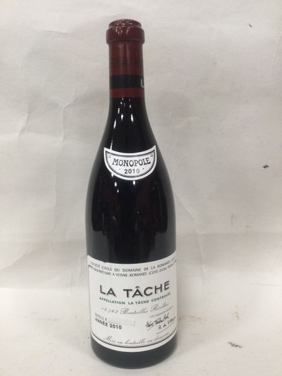 Une Bouteille de DOMAINE DE LA ROMANEE CONTI,...