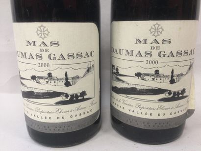 Un Lot de 2 Bouteilles de Mas de DAUMAS GASSAC,...