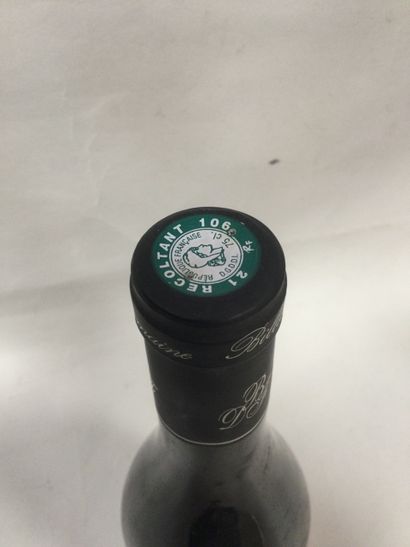 Une Bouteille de POMMARD Domaine BILLARD...