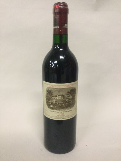 
Une Bouteille Château Lafite Rothschild,...