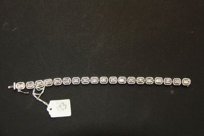 Bracelet rivière en or gris 18K (750/oo)...