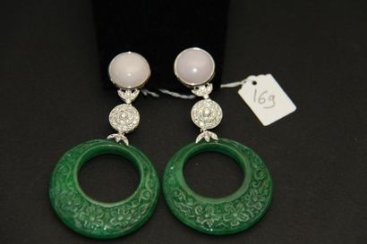 Paire de pendants d'oreilles 