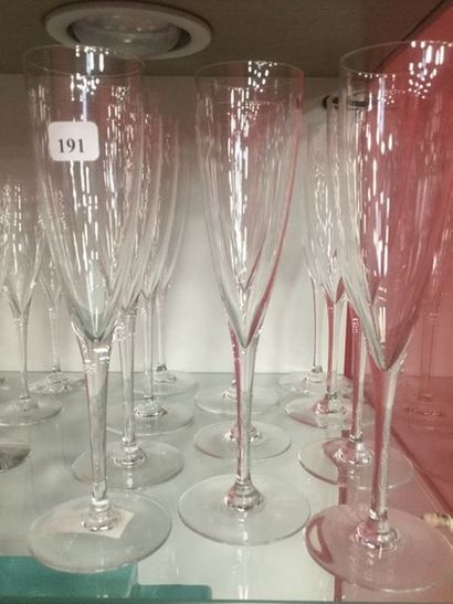 Baccarat, 11 grandes flûtes 