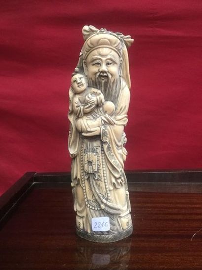 Sage asiatique en ivoire, ht. 25,5cm