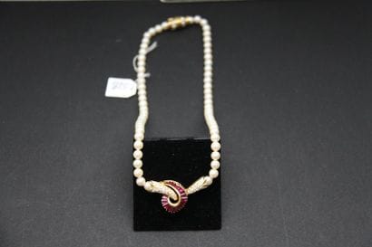 Collier de perles de culture en choker, le...