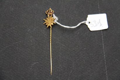 Épingle de cravate en or jaune 18K (750/oo)...