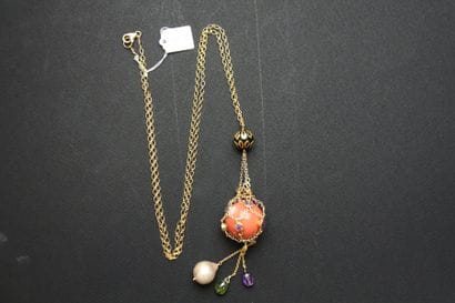 Collier fantaisie en vermeil (925/00) figurant...