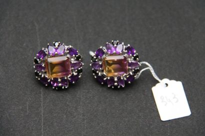 Paire de boucles d'oreilles en argent (925/oo)...