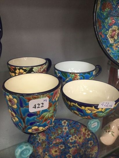 Longwy, 4 pièces : 2 tasses : 1 D5170 + 1...
