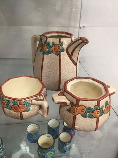 Longwy, cruche ht. 12cm, sucrier, tasse ...