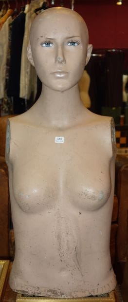 335- Buste de mannequin (accidents) H : 70...