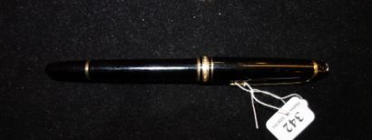 342- MONTBLANC Stylo plume 18K (système à...