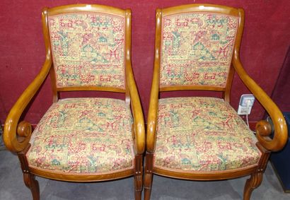 319- Paire de fauteuils Couverture en tissu...