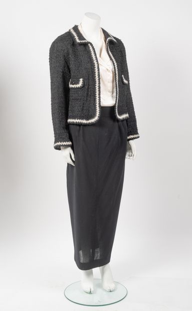 CHANEL X Karl Lagerfeld - Collection Automne/Hiver...