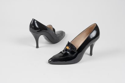 CHANEL - Pair of black patent leather high...