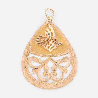 74- Pendant in 14K gold. Weight: 2.70 g....