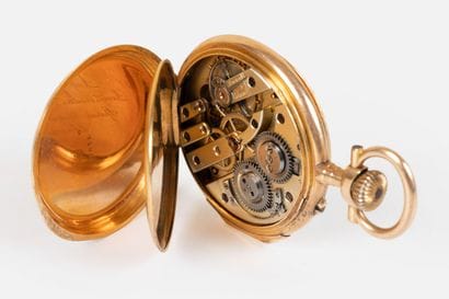153- Yellow gold pocket watch. Double gold...