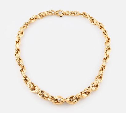59- Articulated gold necklace with 