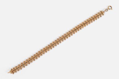 165- Yellow gold link bracelet. Weight: 13.10...