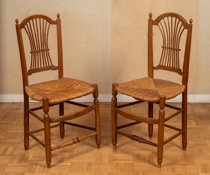384- 2 Louis XVI armchairs and 7 chairs....