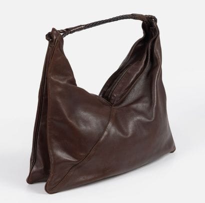 187- BOTTEGA VENETA Brown leather bag. Twisted...