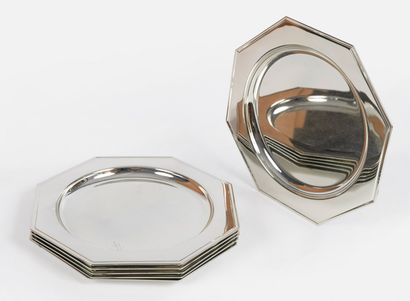 149- 6 octagonal silver-plated plates. Collection...