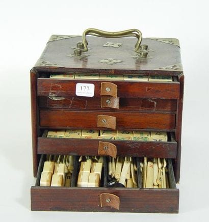 Jeu de Majong et son coffret
