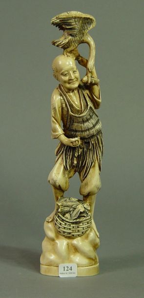 124- ''Pêcheur et cormoran''

Ivoire. Signé

Epoque...
