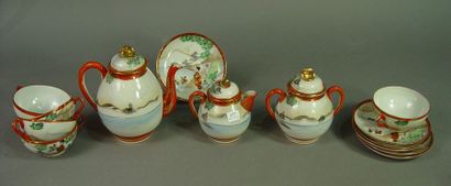 157-Service à thé en porcelaine