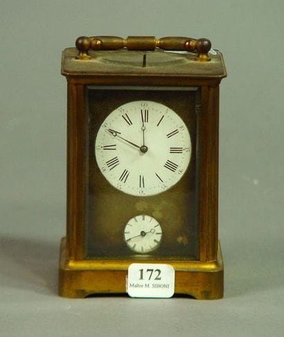 172- Pendule d'officier

Hauteur : 10 cm