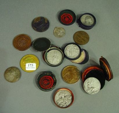 173- Collection de médailles Arthus BERTRAND,...