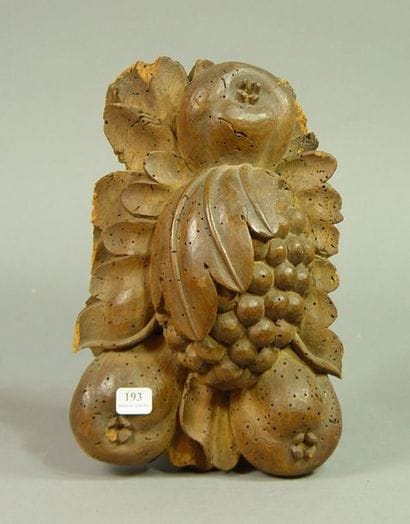 193- Elément de décoration en bois sculpté...