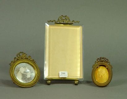206- Trois cadres photo