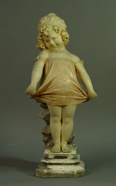 216- ''Première chemise''

Sculpture en plâtre

Hauteur...