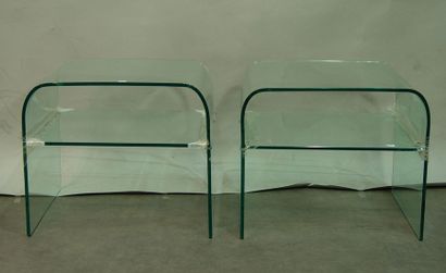 323- CINNA

Deux tables basses en verre

(choc)

46...