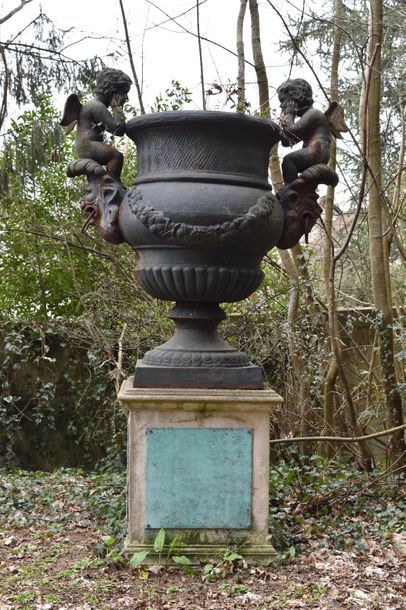 Élément de décoration d’extérieur
Vase Médicis...