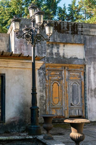 Élément de décoration d’extérieur

Lampadaire...