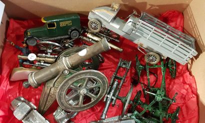 VRAC. Diverses marques. Canons. Véhicules....