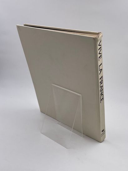 1 Volume : 
