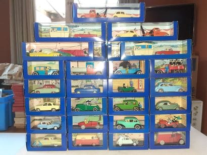 Voitures Tintin : Ensemble de 73 voitures...