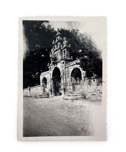 Julien GRACQ / Louis POIRIER

At the castle...