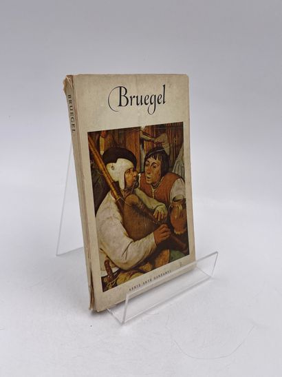 3 Volumes : 

- 