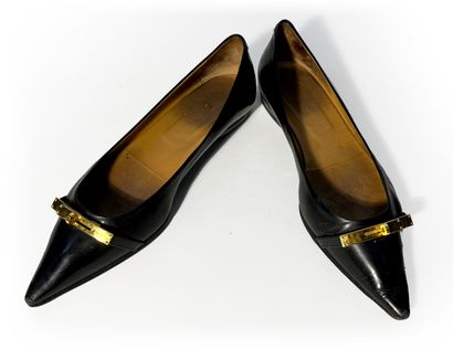 Hermès Paris. Black leather ballerinas T39...