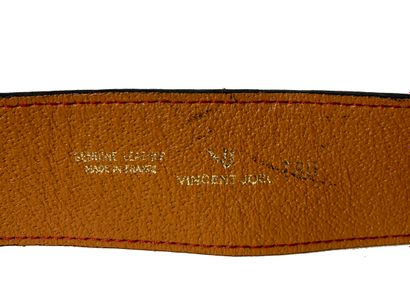 Vincent Joël. Red leather belt T80 (wear...