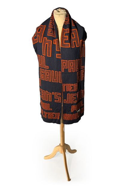 Jean-Paul Gaultier. Scarf in wool and acrylic...